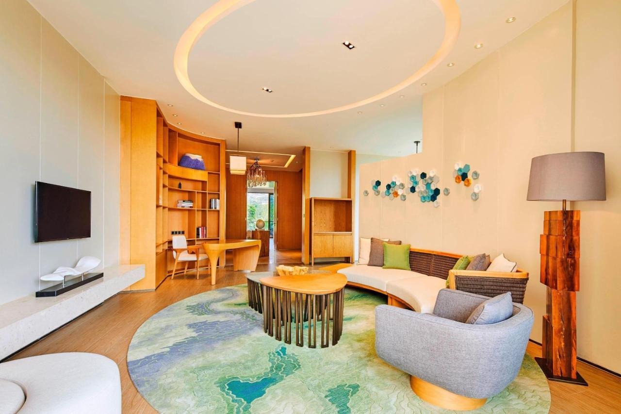 The Westin Shimei Bay Resort Wanning Exterior photo