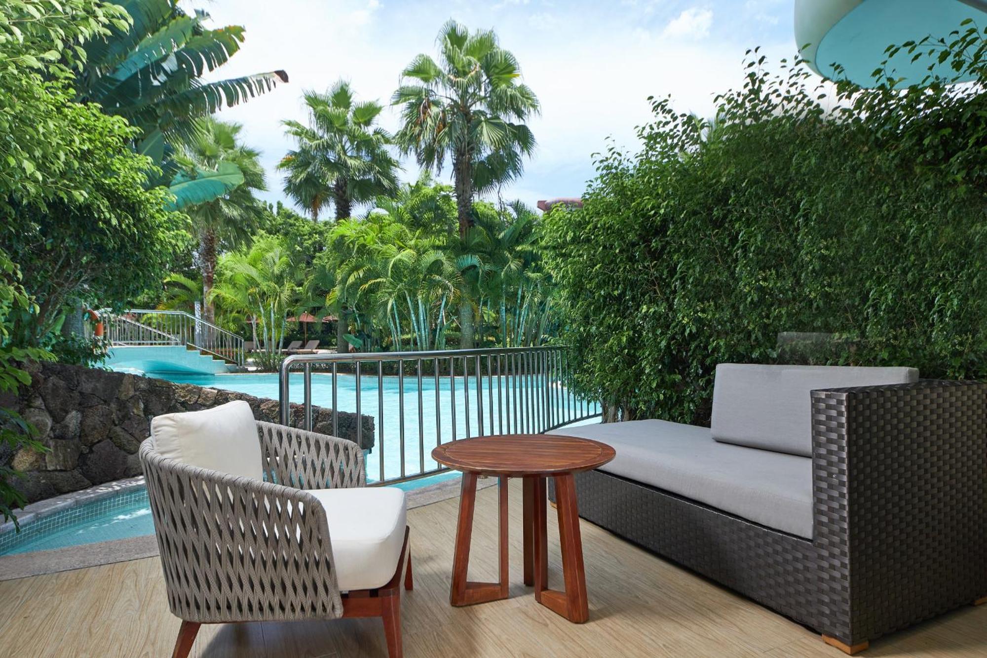 The Westin Shimei Bay Resort Wanning Exterior photo