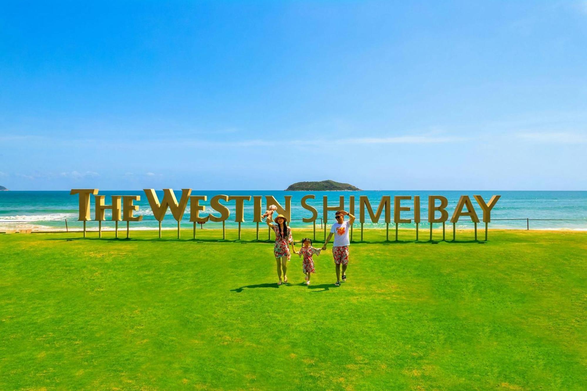 The Westin Shimei Bay Resort Wanning Exterior photo